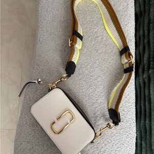 Marc Jacobs Cream snapshot Bag with Gold Accents